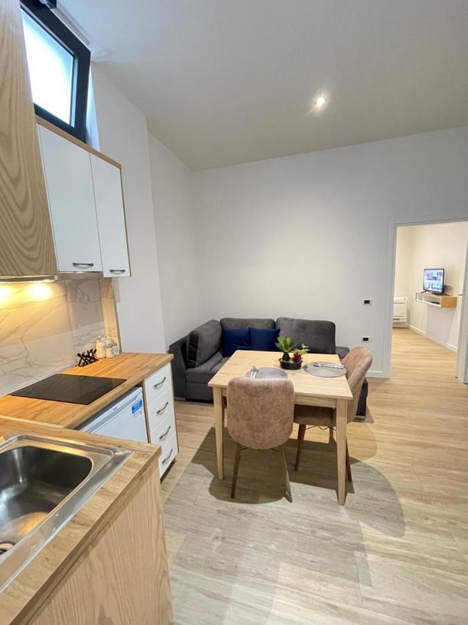 Arial Trinity Suites Влёра Экстерьер фото