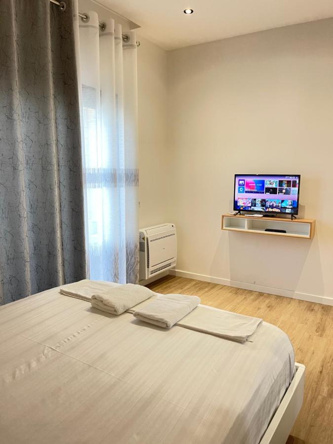 Arial Trinity Suites Влёра Экстерьер фото
