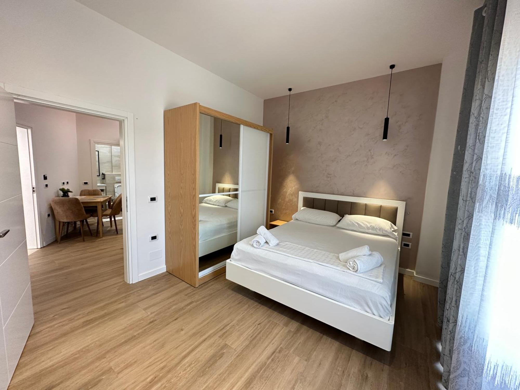 Arial Trinity Suites Влёра Экстерьер фото
